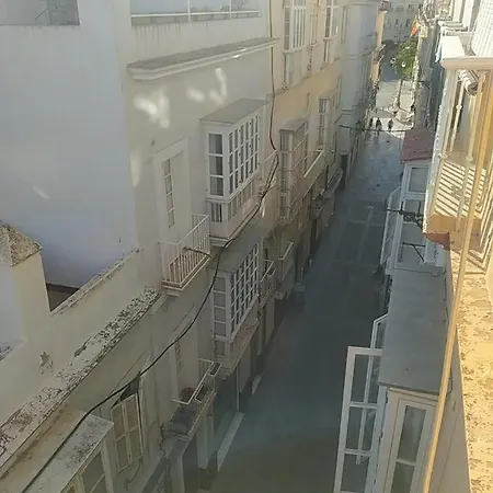 Canovas Apartment *